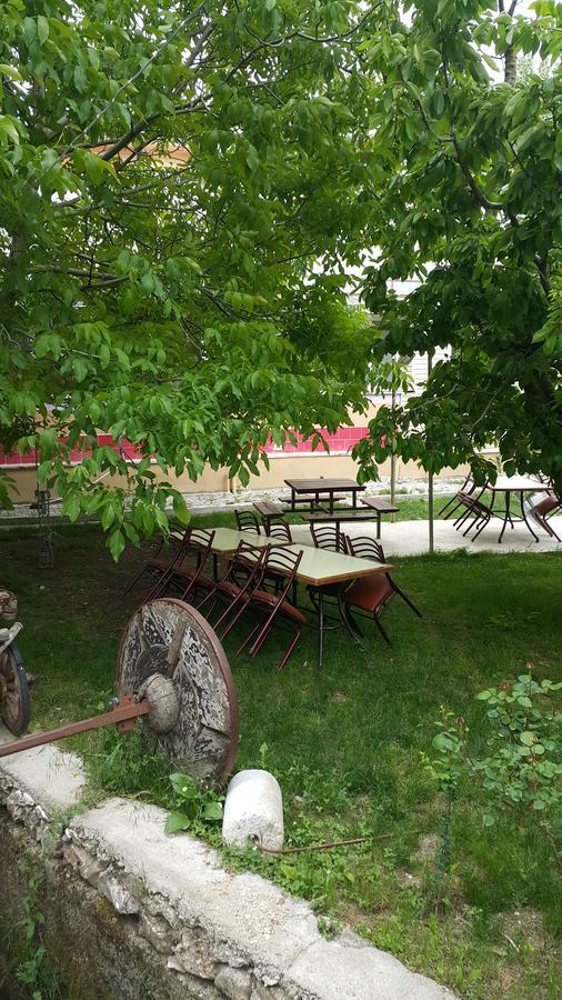 Alanlar Alabalik Ve Otel Ağlasun Exterior foto